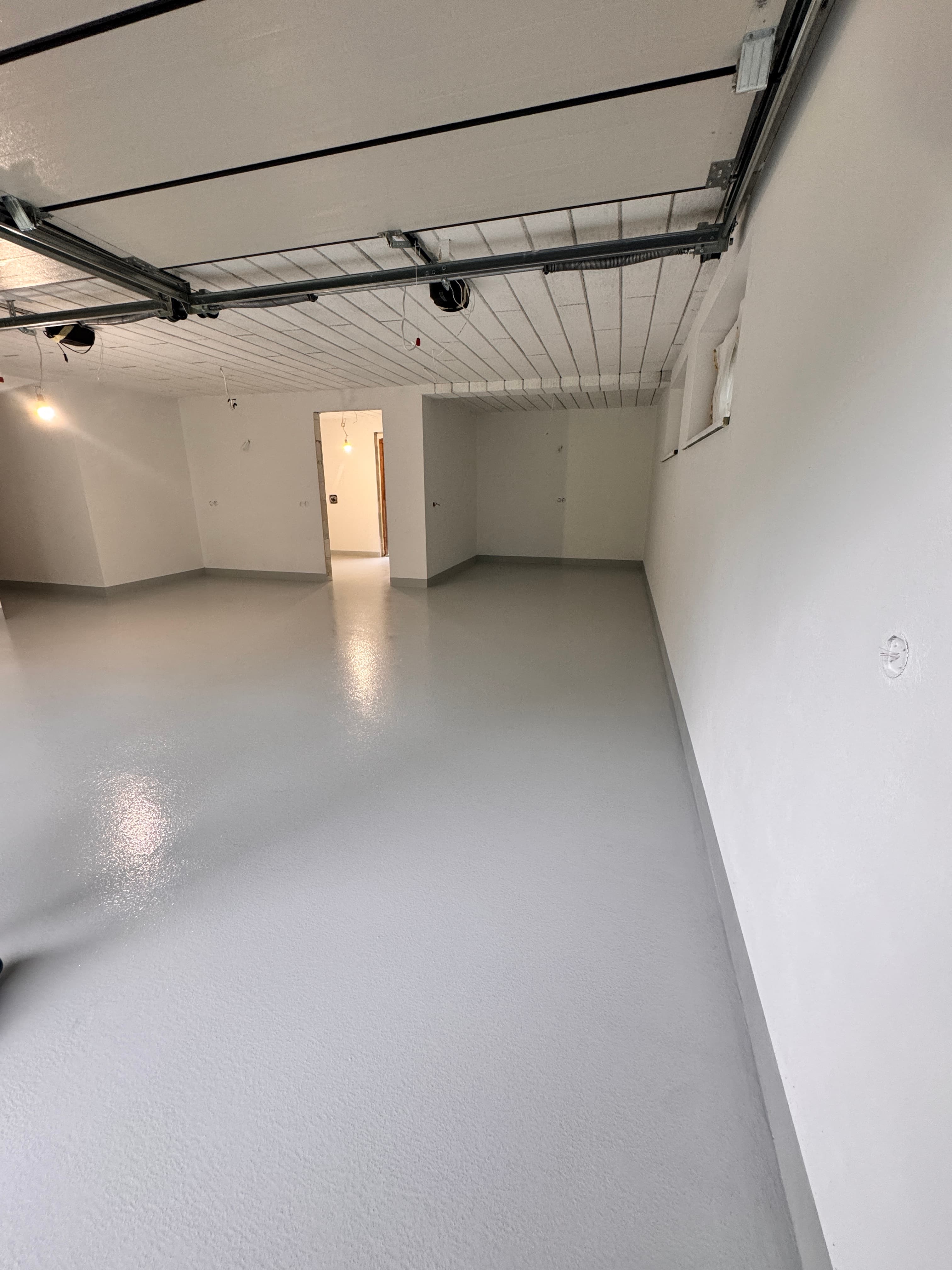 Posadzka przemysłowa w garażu z halą warsztatową - Nowy Sącz - zdjęcie 3